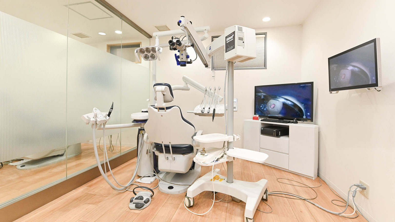 横浜駅きた西口歯科のクリニック画像